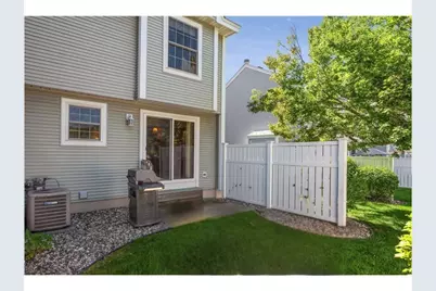 10686 Sherman Drive, Eden Prairie, MN 55347 - Photo 30