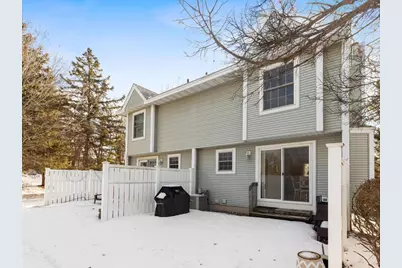 10686 Sherman Drive, Eden Prairie, MN 55347 - Photo 2