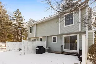 10686 Sherman Dr, Eden Prairie, MN 55347 - Photo 2