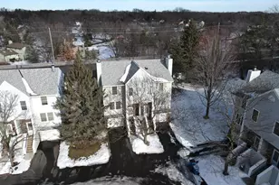 10686 Sherman Dr, Eden Prairie, MN 55347 - Photo 28