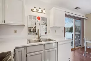 18 Somerset Dr, Waconia, MN 55387 - Photo 12