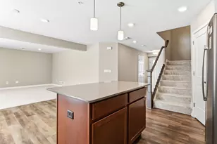 7225 Bay Dr, Lino Lakes, MN 55038 - Photo 10