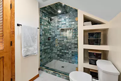 4644 Ewing Avenue S, Minneapolis, MN 55410 - Photo 18