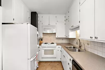 4644 Ewing Avenue S, Minneapolis, MN 55410 - Photo 8