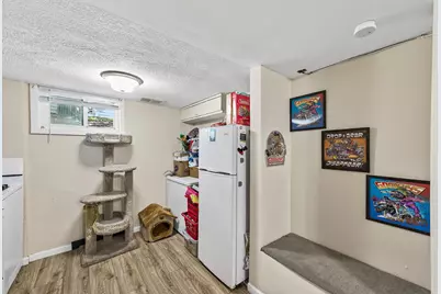 1562 Ivy Avenue E, Saint Paul, MN 55106 - Photo 14