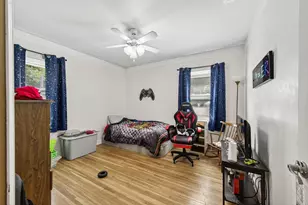 1562 Ivy Ave E, Saint Paul, MN 55106 - Photo 6