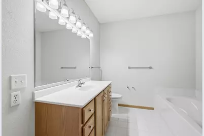 600 Greenhaven Drive #313, Burnsville, MN 55306 - Photo 18