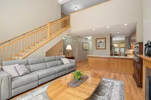 2113 Village Ter, Bloomington, MN 55431 - Photo 8