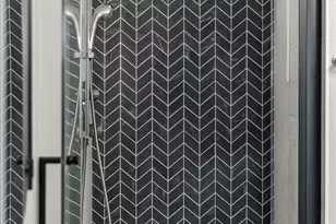 9 W Franklin Ave, Minneapolis, MN 55404 - Photo 24