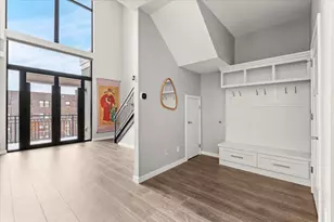 9 W Franklin Ave, Minneapolis, MN 55404 - Photo 2