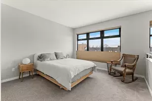 9 W Franklin Ave, Minneapolis, MN 55404 - Photo 20