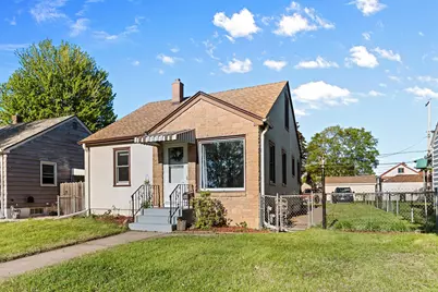 545 6th Avenue S, South Saint Paul, MN 55075 - Photo 2