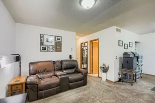 14715 Endicott Way, Apple Valley, MN 55124 - Photo 22