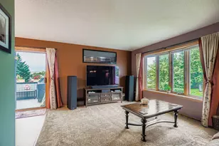 14715 Endicott Way, Apple Valley, MN 55124 - Photo 12