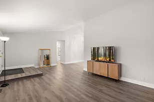 7493 Berkshire Way, Maple Grove, MN 55311 - Photo 14