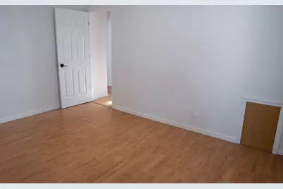 1176 Lawson Avenue E, Saint Paul, MN 55106 - Photo 10