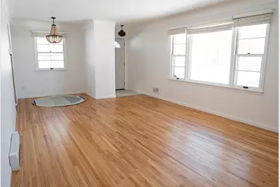 1176 Lawson Avenue E, Saint Paul, MN 55106 - Photo 4