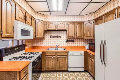 1118 Marshall Avenue, Saint Paul, MN 55104 - Photo 8