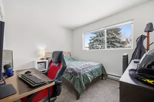 401 17th St N, Moorhead, MN 56560 - Photo 8