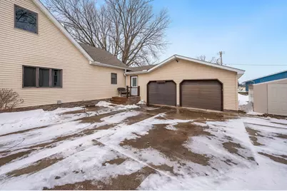 811 E 5th Street, Blue Earth, MN 56013 - Photo 38