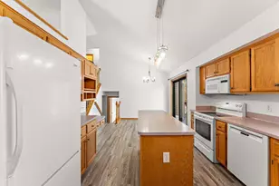 2161 Heron Ave N, Oakdale, MN 55128 - Photo 14