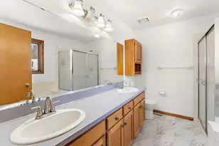 2161 Heron Ave N, Oakdale, MN 55128 - Photo 32