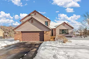 2161 Heron Ave N, Oakdale, MN 55128 - Photo 2