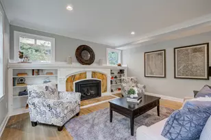 2056 Summit Ave, Saint Paul, MN 55105 - Photo 6