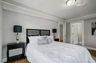 2056 Summit Ave, Saint Paul, MN 55105 - Photo 16