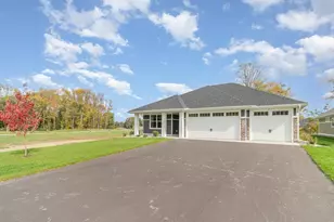 7628 Ocean Ave, Otsego, MN 55330 - Photo 2