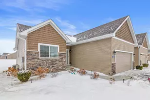 6023 Iris Ln, Rockford, MN 55373 - Photo 2