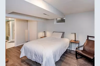 10341 Clinton Avenue S, Bloomington, MN 55420 - Photo 20