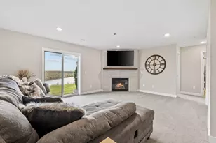 18126 Garland Path, Lakeville, MN 55044 - Photo 16