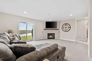 18126 Garland Path, Lakeville, MN 55044 - Photo 16