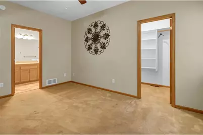 2421 Stearns Way, Saint Cloud, MN 56303 - Photo 8