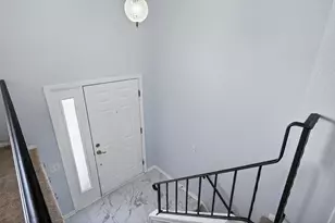 6830 Sandlewood Rd, Woodbury, MN 55125 - Photo 6