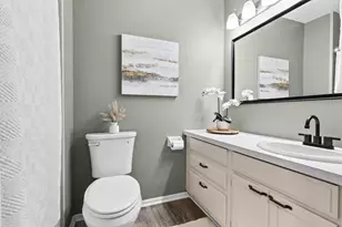 8527 W 97th St Cir, Bloomington, MN 55438 - Photo 18