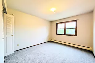 2700 Dale St N, Roseville, MN 55113 - Photo 8