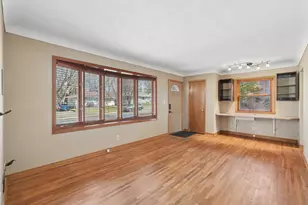 2344 Cowern Pl E, North Saint Paul, MN 55109 - Photo 4