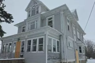 501 Forest St, Kenyon, MN 55946 - Photo 2