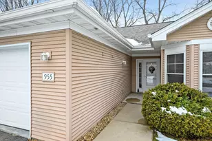 955 Bahls Dr, Hastings, MN 55033 - Photo 2