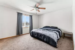 5447 Kalenda Dr NE, Albertville, MN 55301 - Photo 14