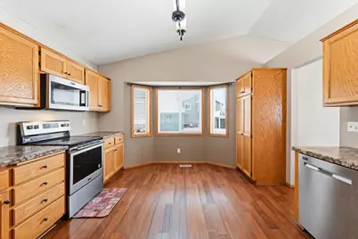 5447 Kalenda Drive NE, Albertville, MN 55301 - Photo 10