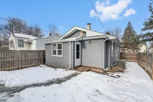 1824 Sims Ave, Saint Paul, MN 55119 - Photo 6