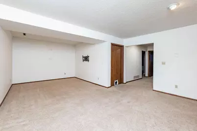 2601 Atlantic Drive S, Fargo,  58103 - Photo 28