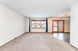 2601 Atlantic Dr S, Fargo,  58103 - Photo 6