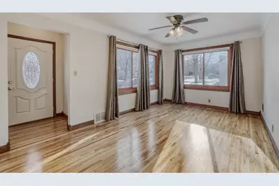 1021 Marshall Avenue, Saint Paul Park, MN 55071 - Photo 4