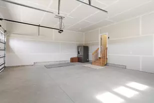 2041 Lusitano Street S, Shakopee, MN 55379 - Photo 32