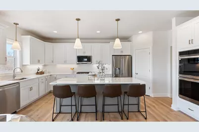 2041 Lusitano Street S, Shakopee, MN 55379 - Photo 22