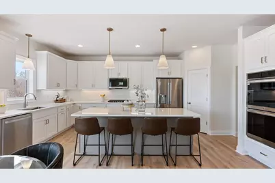 2041 Lusitano Street S, Shakopee, MN 55379 - Photo 20